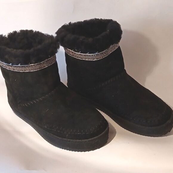 Laidback London  Anthropoligie Nyali Black Fur-Lined Suede Boots - Picture 1 of 11